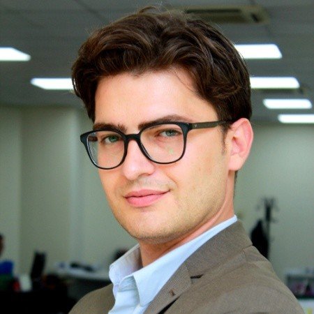 Aleksander Vangjeli